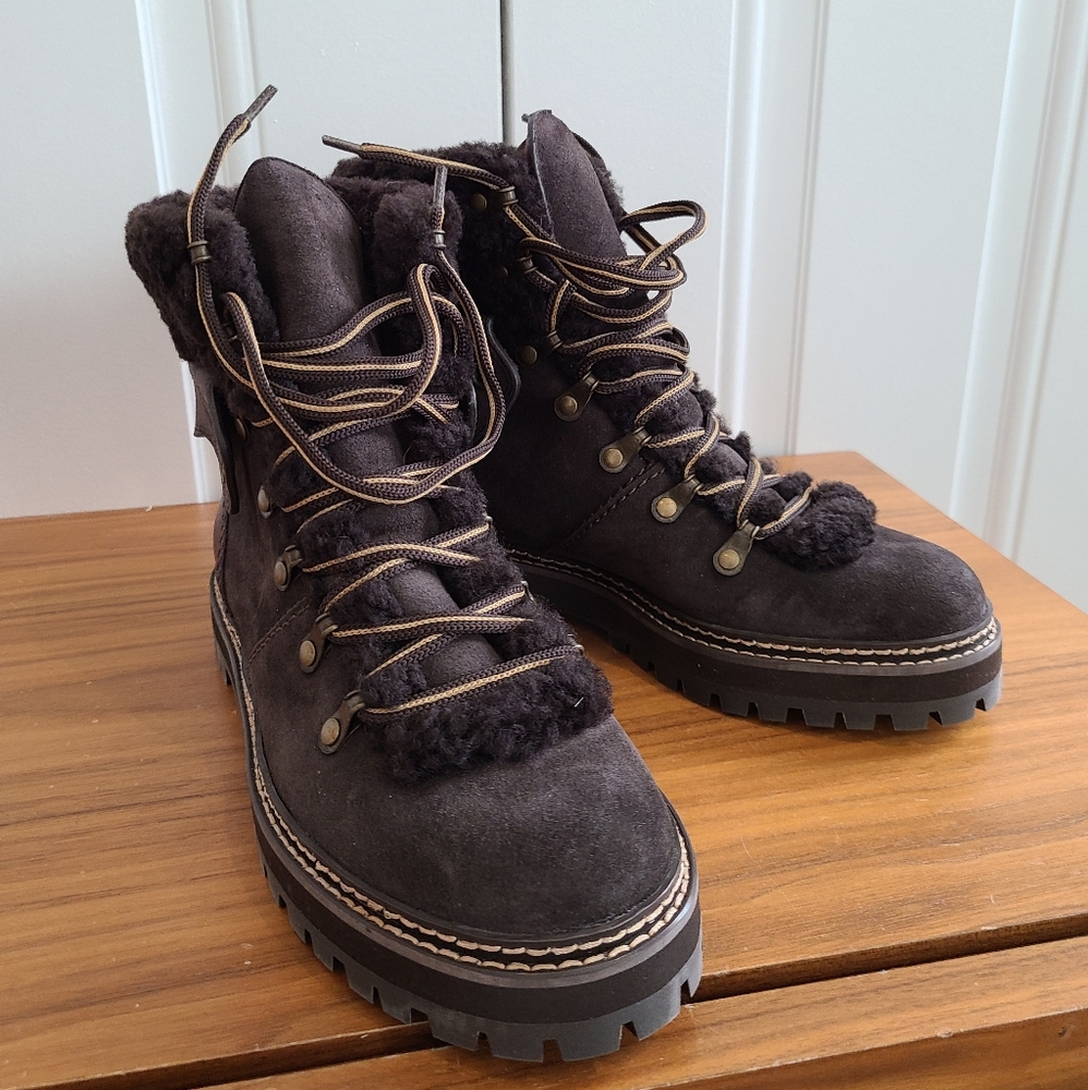 New Chloe Boots Size 39